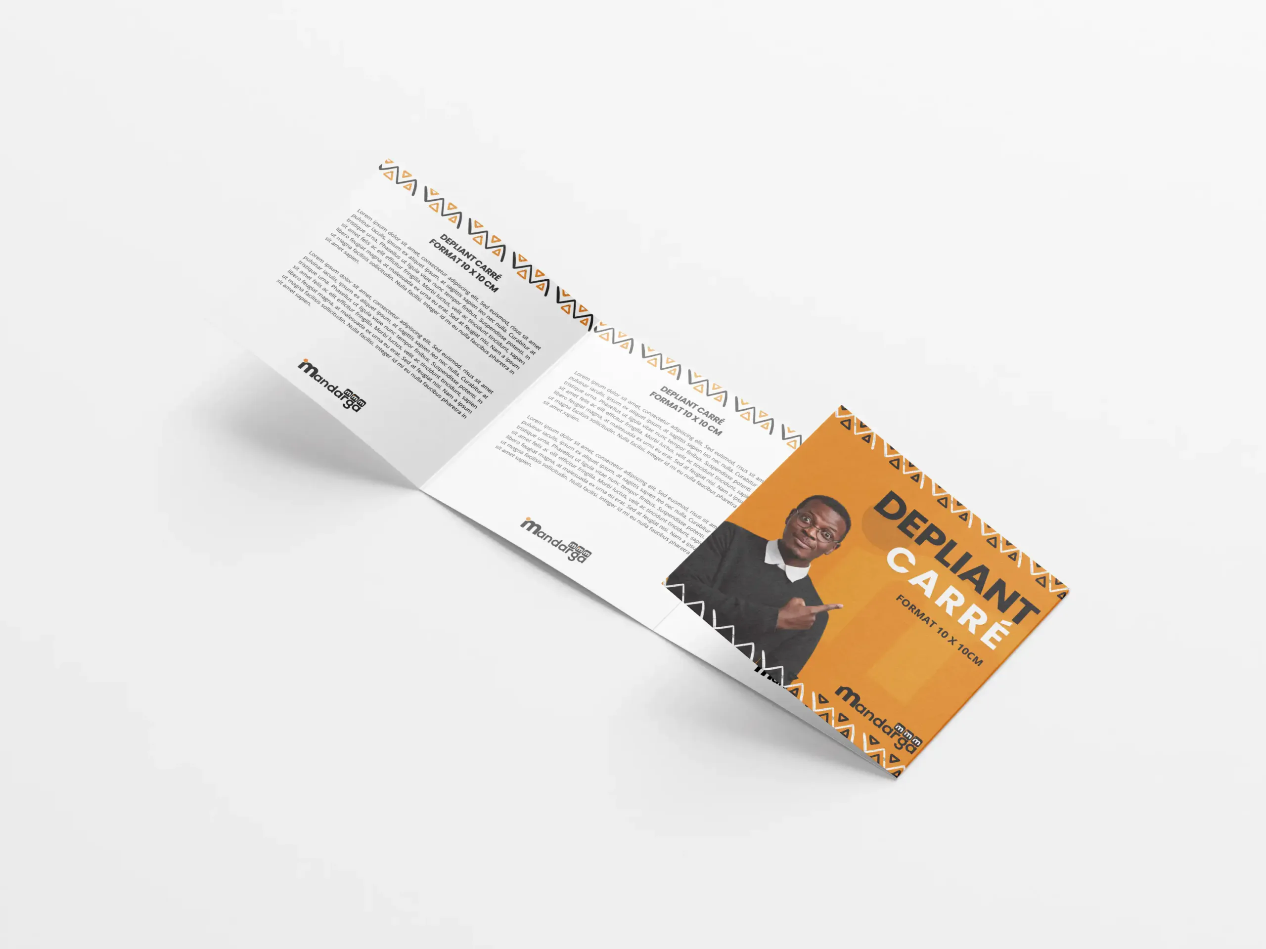 Dépliant 4 volets 3 plis – Format carré roulé ou accordéon (10 x 10 cm) 135g